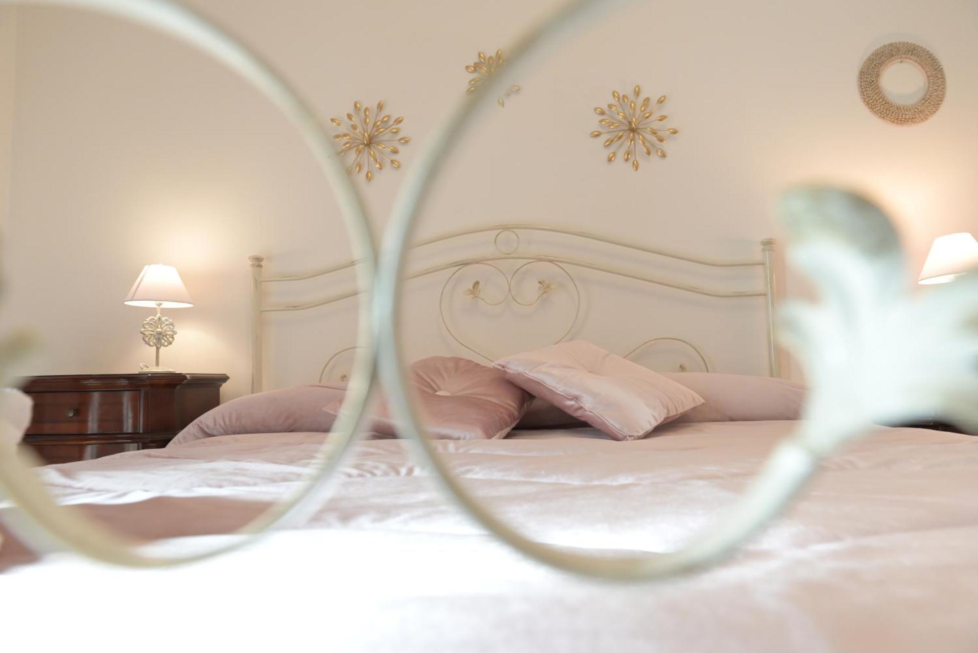 The Rooms Of Swami Бари Екстериор снимка